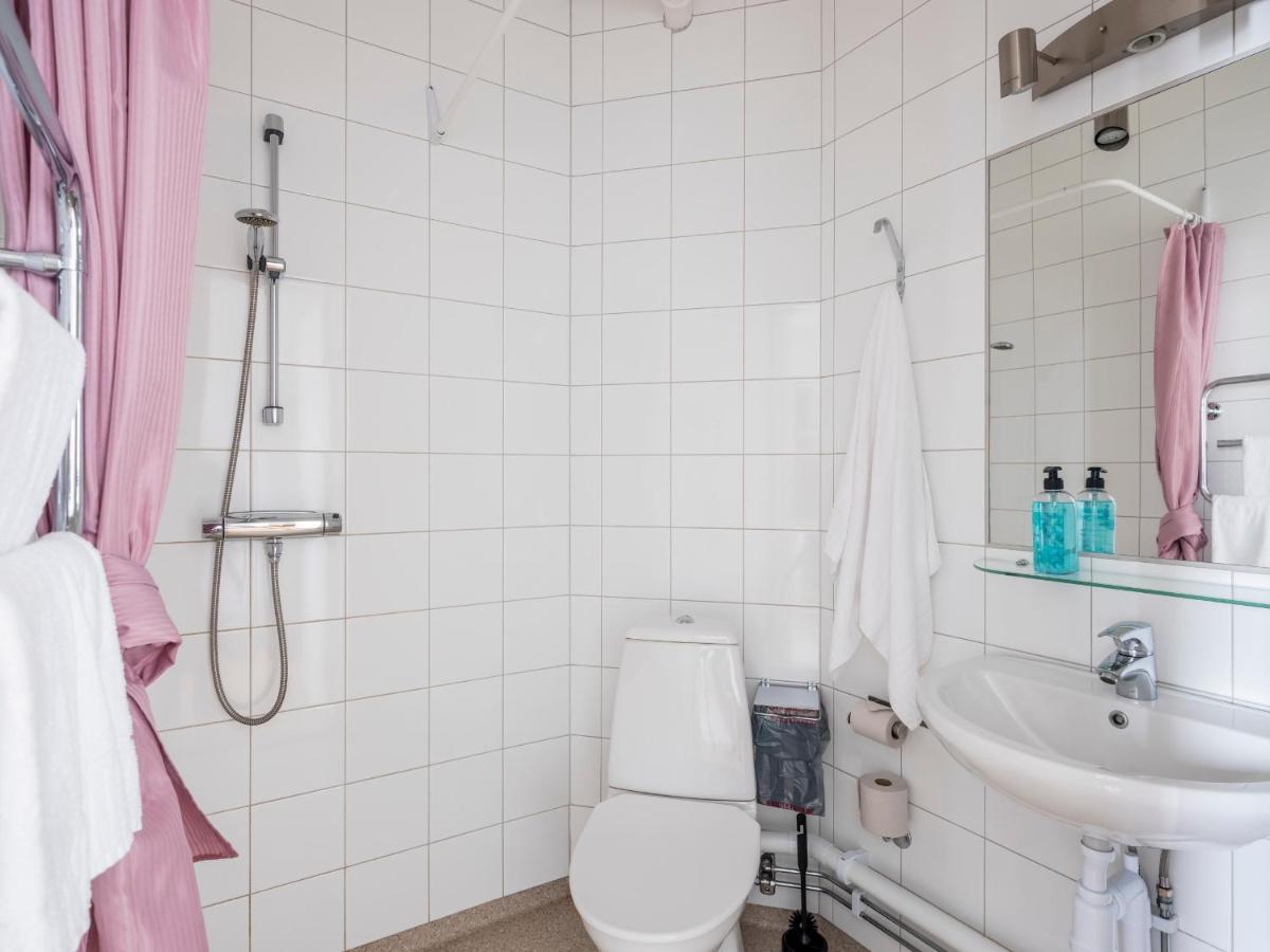 Slagsta Gate Hotell Fittja Extérieur photo