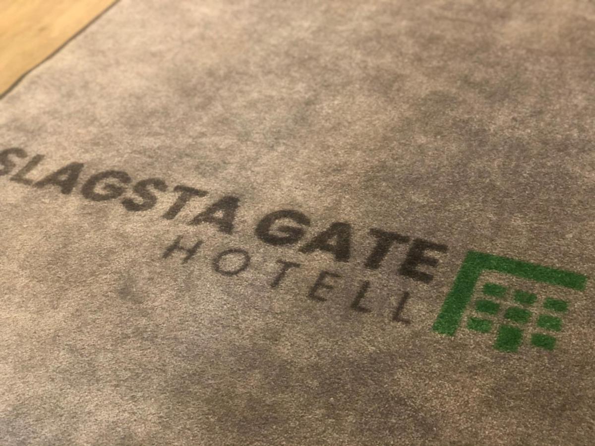 Slagsta Gate Hotell Fittja Extérieur photo