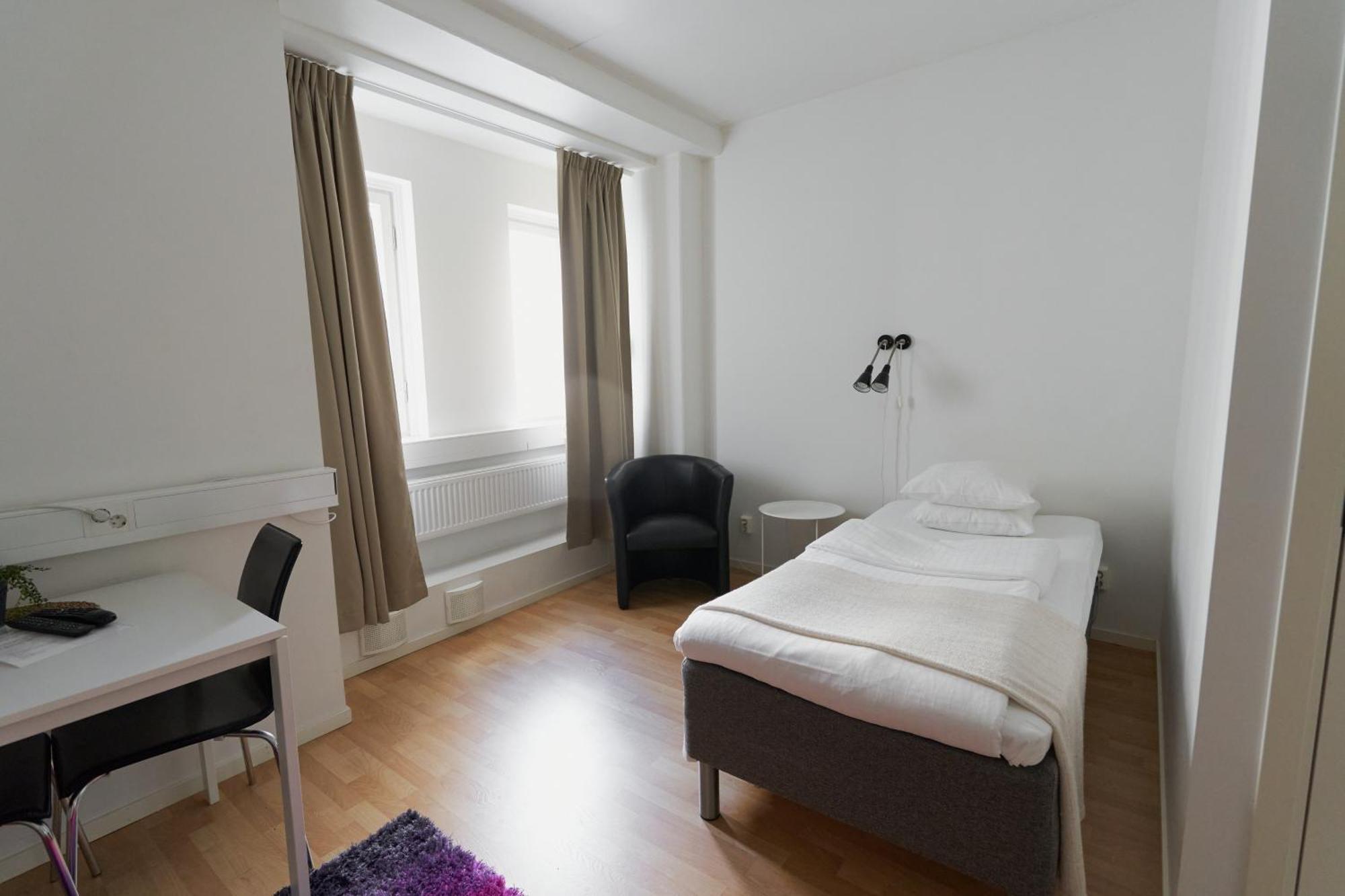 Slagsta Gate Hotell Fittja Extérieur photo
